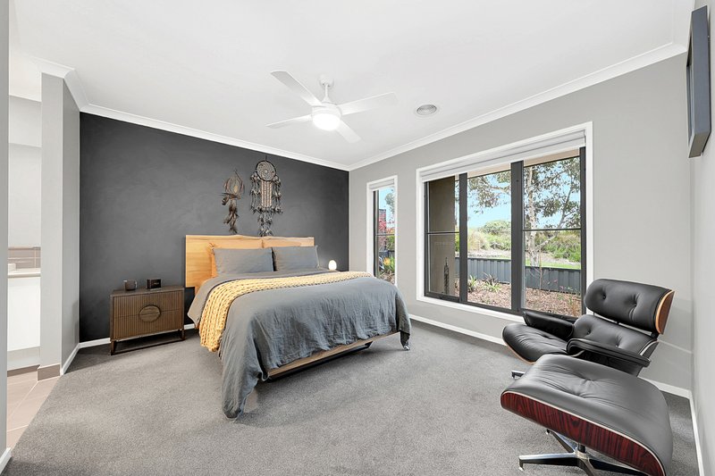 Photo - 15 Saphire Way, Mernda VIC 3754 - Image 15