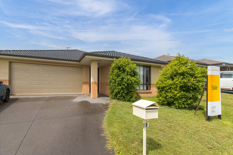 15 Sapphire Drive, Rutherford NSW 2320