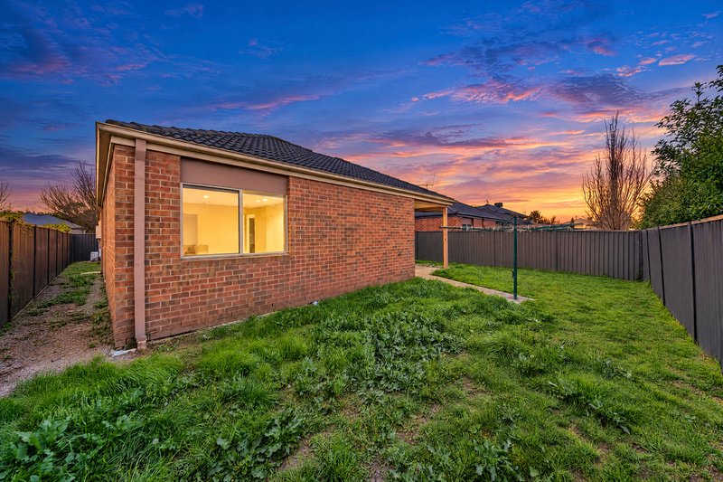 Photo - 15 Sarton Link, Pakenham VIC 3810 - Image 19