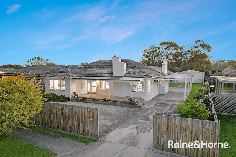 Photo - 15 Savage Street, Pakenham VIC 3810 - Image 1