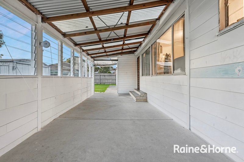 Photo - 15 Savage Street, Pakenham VIC 3810 - Image 10