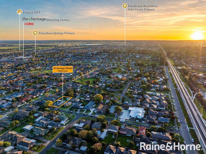 Photo - 15 Savage Street, Pakenham VIC 3810 - Image 15