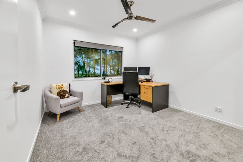 Photo - 15 Scenic Crescent, Coomera QLD 4209 - Image 18