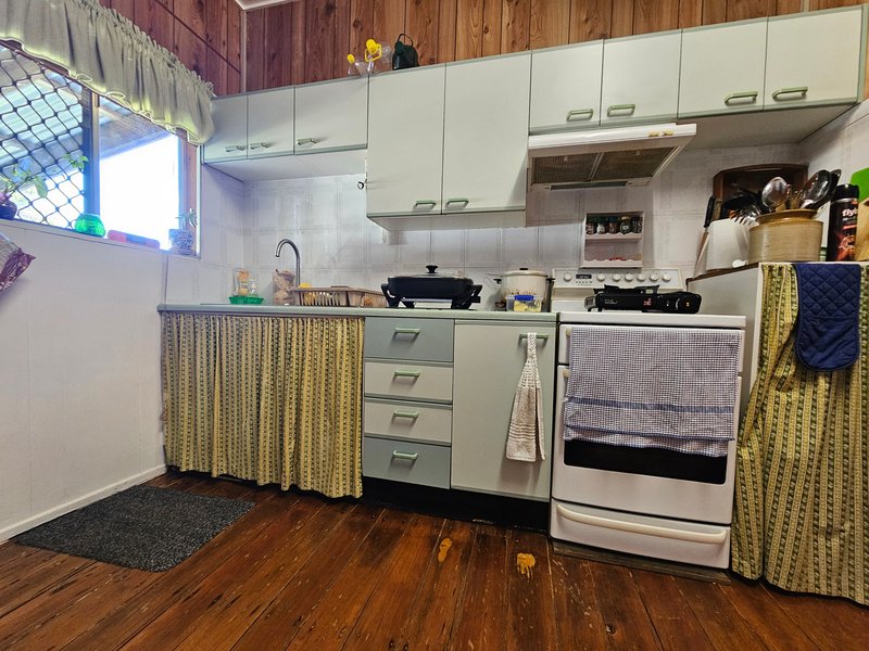 Photo - 15 Scott Street, Ayr QLD 4807 - Image 4