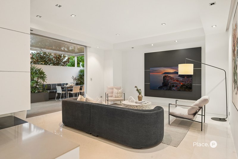 Photo - 15 Scott Street, Hawthorne QLD 4171 - Image 13