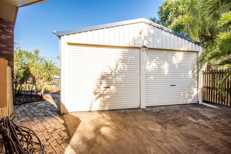 Photo - 15 Seabreeze Court, Slade Point QLD 4740 - Image 2