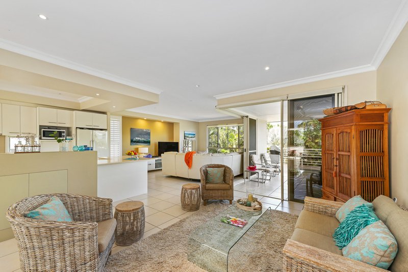 Photo - 15 Seaside Drive, Banksia Beach QLD 4507 - Image 10