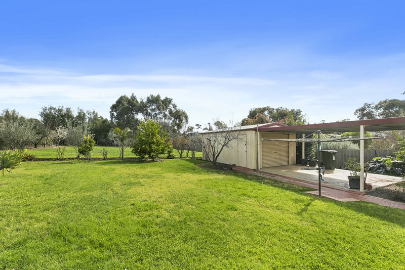 Photo - 15 Sebire Avenue, Wandin North VIC 3139 - Image 21