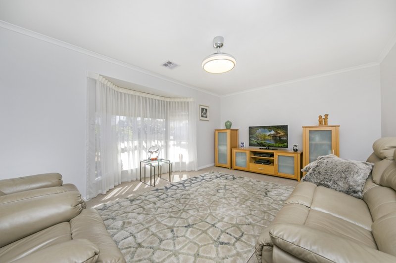 Photo - 15 Sedgemoor Road, Craigmore SA 5114 - Image 3