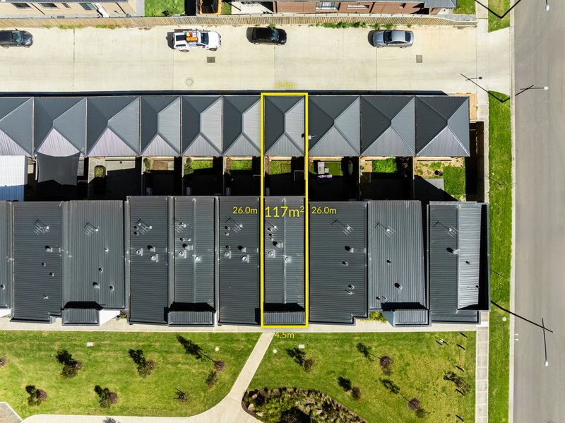 Photo - 15 Selma Walk, Donnybrook VIC 3064 - Image 12