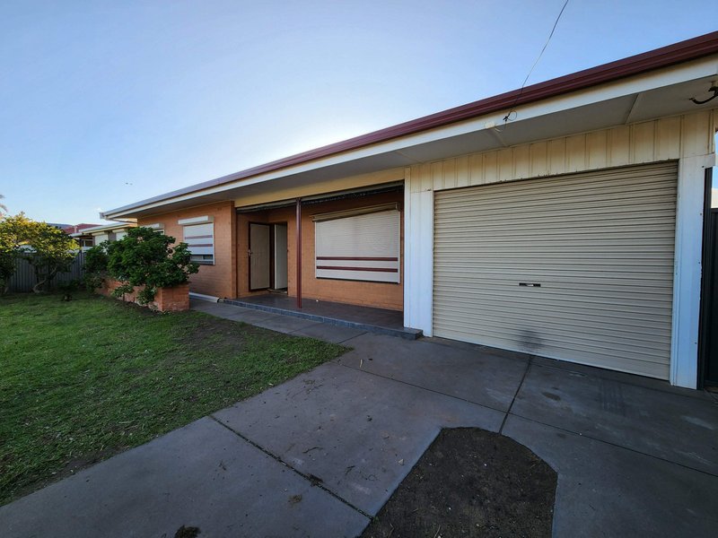 Photo - 15 Selway Terrace, O'Sullivan Beach SA 5166 - Image 1