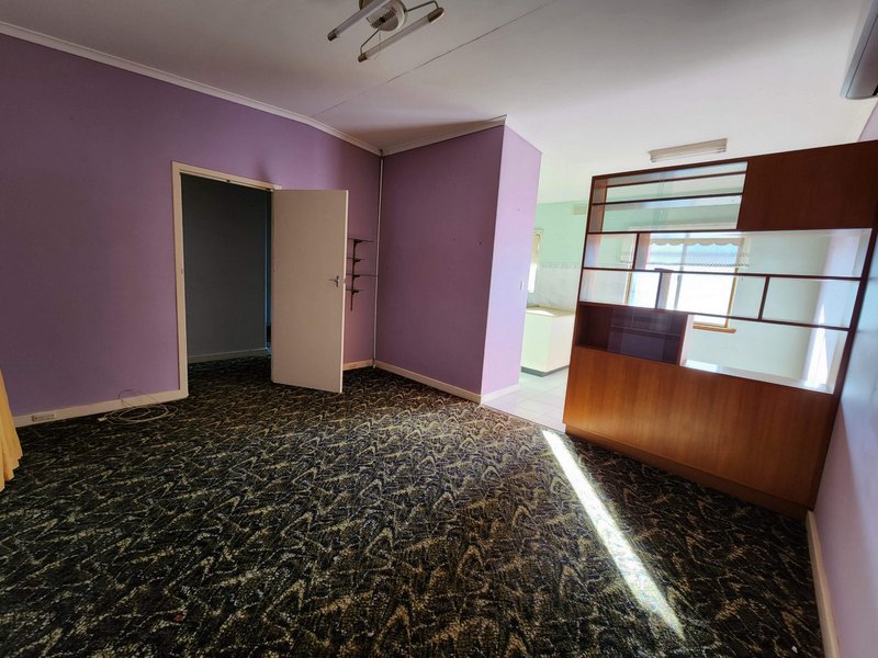 Photo - 15 Selway Terrace, O'Sullivan Beach SA 5166 - Image 4
