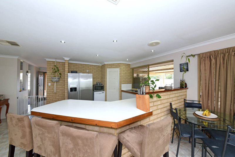 Photo - 15 Serpentine Gardens, Clarkson WA 6030 - Image 10