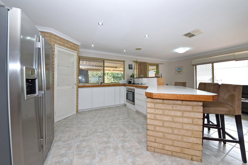 Photo - 15 Serpentine Gardens, Clarkson WA 6030 - Image 11