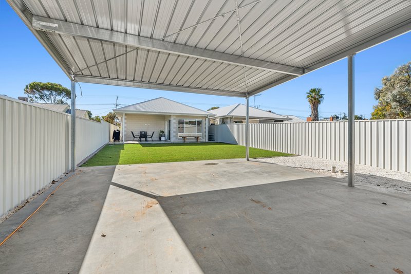 Photo - 15 Seventeenth Street, Renmark SA 5341 - Image 11