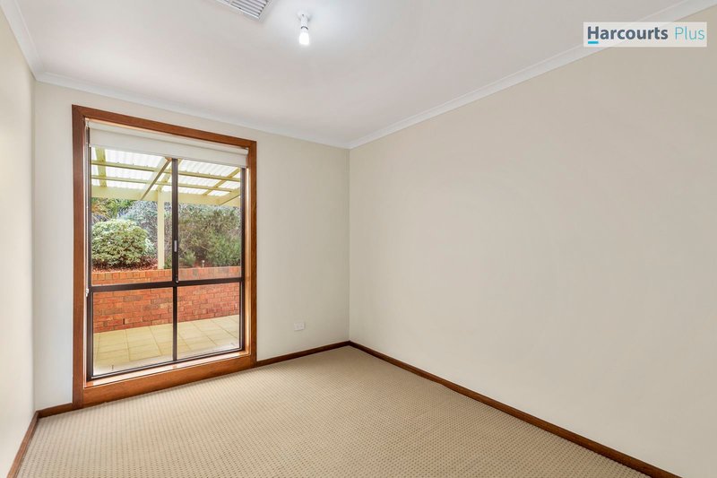 Photo - 15 Shamrock Road, Hallett Cove SA 5158 - Image 8