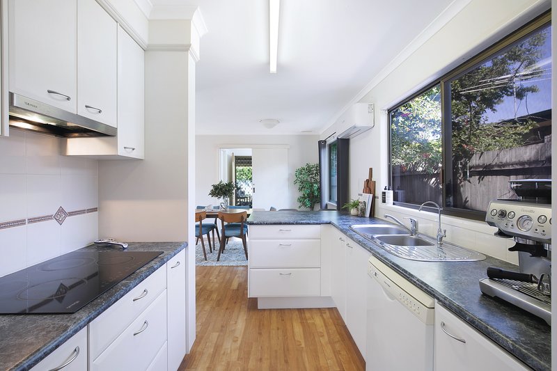 Photo - 15 Shamrock Street, Ormiston QLD 4160 - Image 5