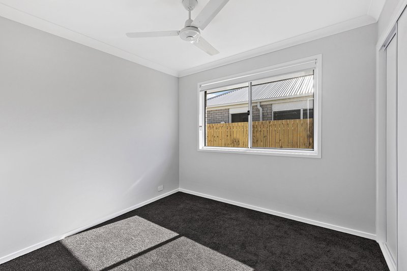 Photo - 1/5 Shanti Lane, Morayfield QLD 4506 - Image 8