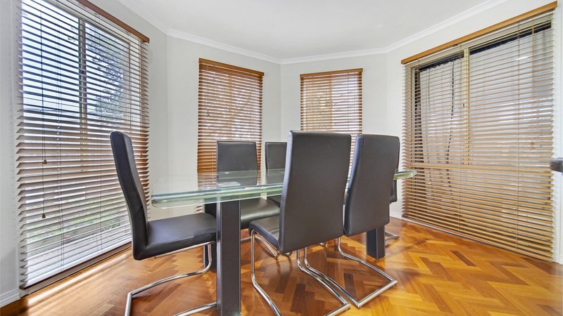 Photo - 15 Shaw Close, Dandenong North VIC 3175 - Image 7