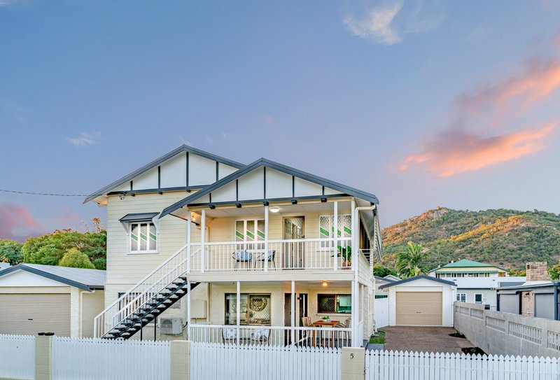 Photo - 1/5 Shaw Street, West End QLD 4810 - Image 11