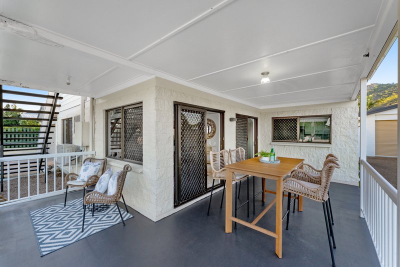 Photo - 1/5 Shaw Street, West End QLD 4810 - Image 19