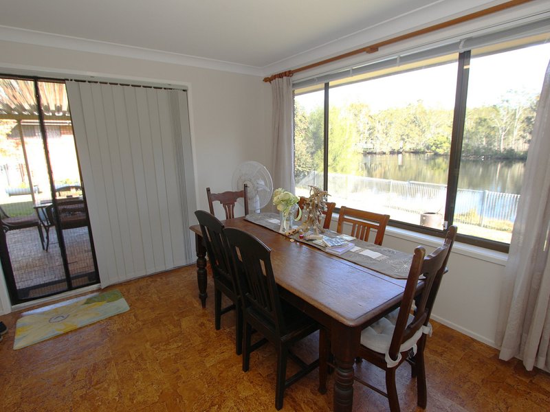 Photo - 15 Shearwater Crescent, Harrington NSW 2427 - Image 5