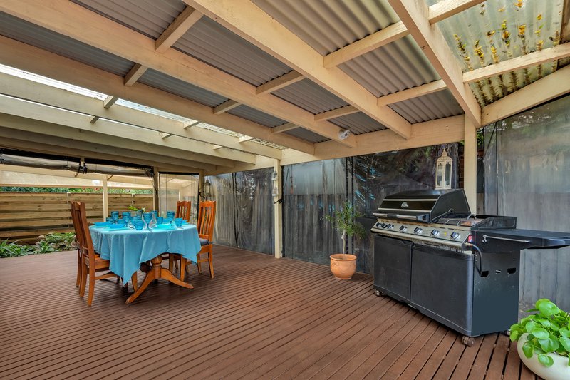 Photo - 15 Sheeprun Place, Hoppers Crossing VIC 3029 - Image 14