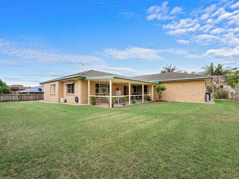 Photo - 15 Shuttle Place, Bridgeman Downs QLD 4035 - Image 17