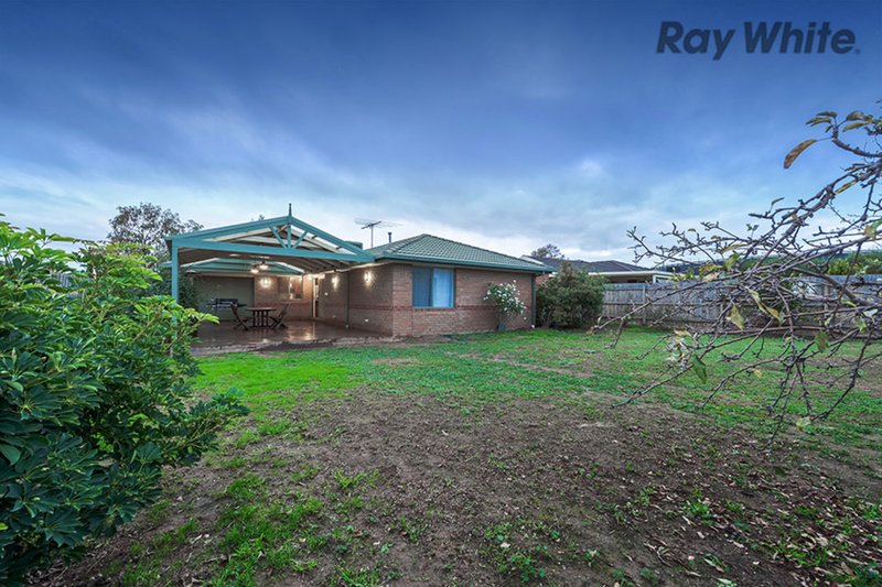 Photo - 15 Silvana Way, Hillside VIC 3037 - Image 14