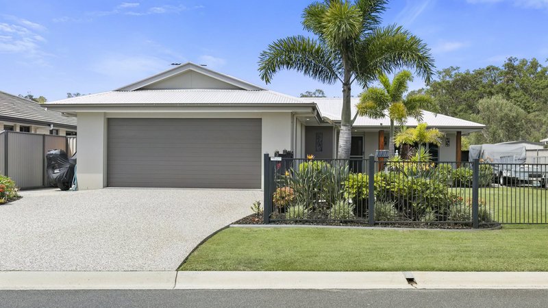 15 Sinclair Place, Ningi QLD 4511