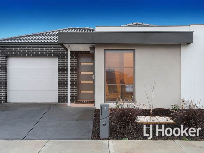 15 Sissinghurst Street, Truganina VIC 3029