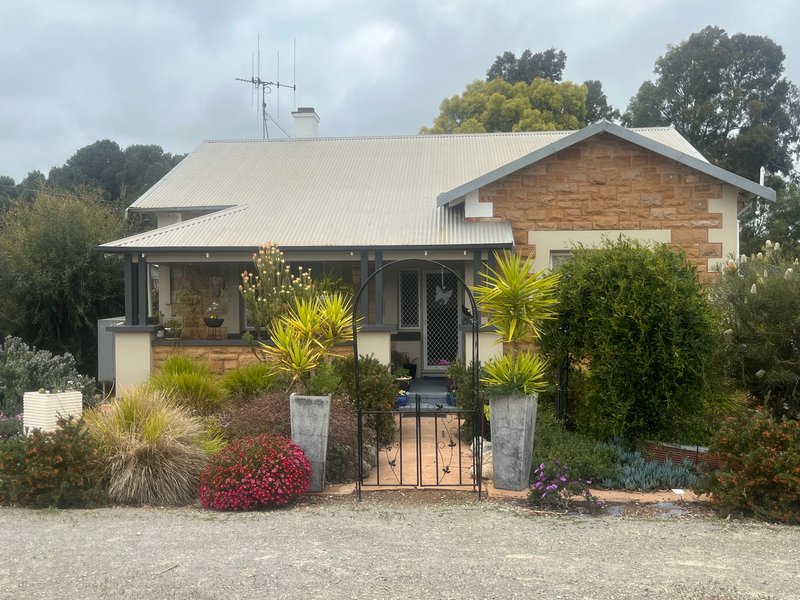 Photo - 15 Sixth Street, Gladstone SA 5473 - Image 2