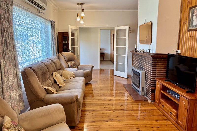 Photo - 15 Sledmere Avenue, Cobram VIC 3644 - Image 3