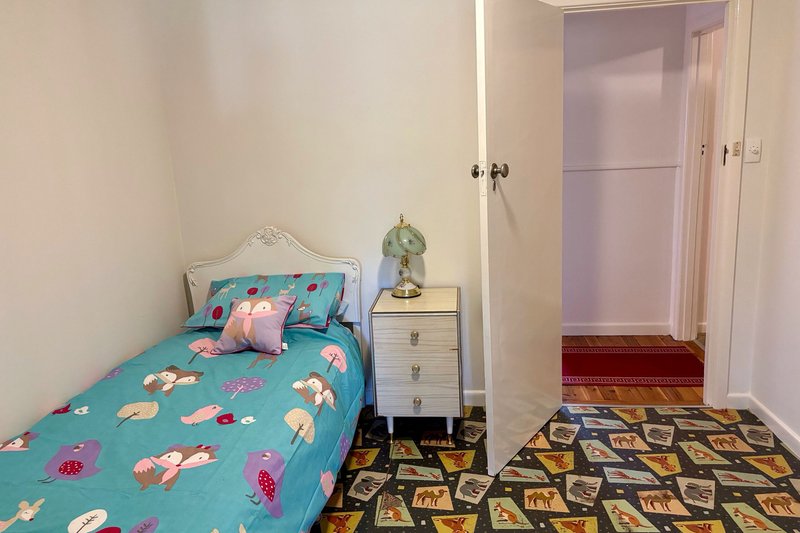 Photo - 15 Sledmere Avenue, Cobram VIC 3644 - Image 11