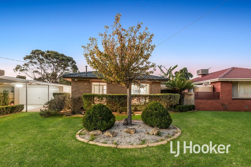 15 Somerville Road, Hampton Park VIC 3976