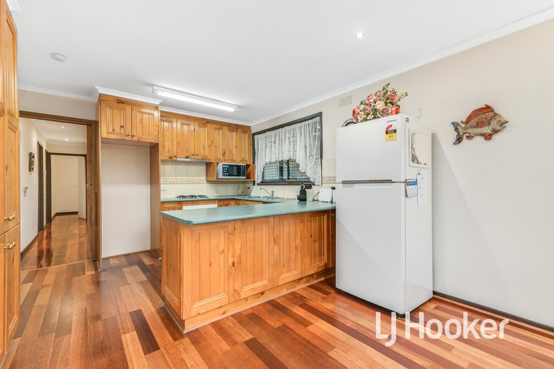 Photo - 15 Somerville Road, Hampton Park VIC 3976 - Image 3