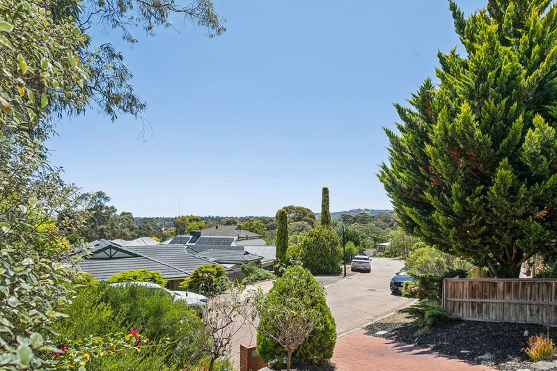 Photo - 15 Songlark Grove, Flagstaff Hill SA 5159 - Image 23