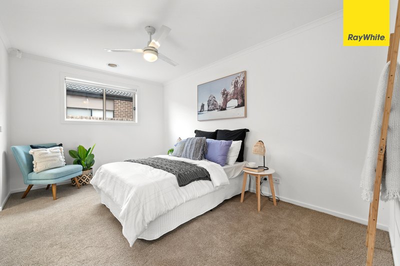 Photo - 15 Spearfelt Street, Kurunjang VIC 3337 - Image 11