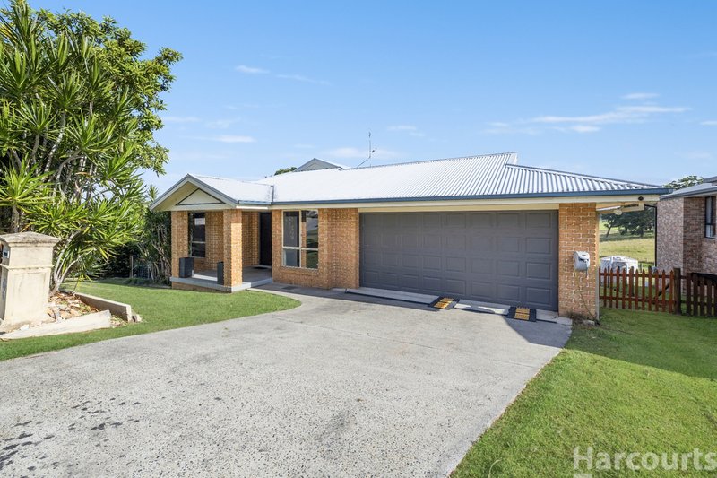 Photo - 15 Springfields Drive, Greenhill NSW 2440 - Image 2