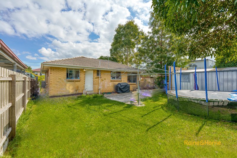 Photo - 15 Springside Crescent, Keysborough VIC 3173 - Image 7