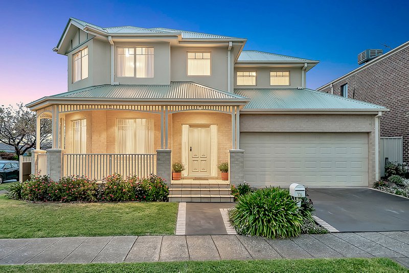 15 St Andrews Drive, Craigieburn VIC 3064