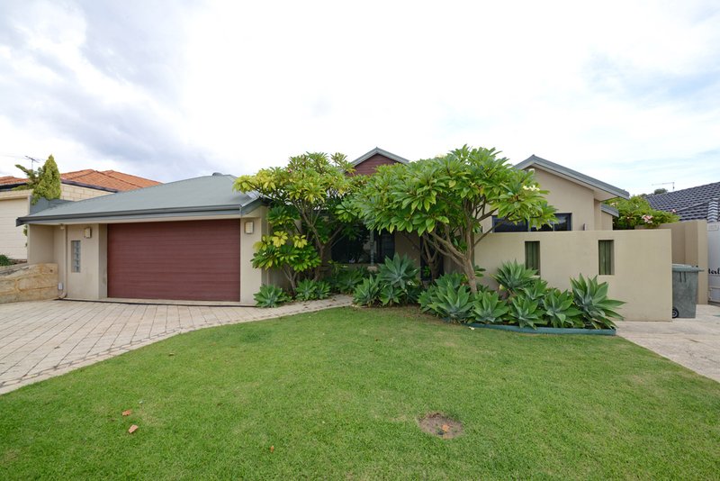 15 St Fillans Bend, Wanneroo WA 6065