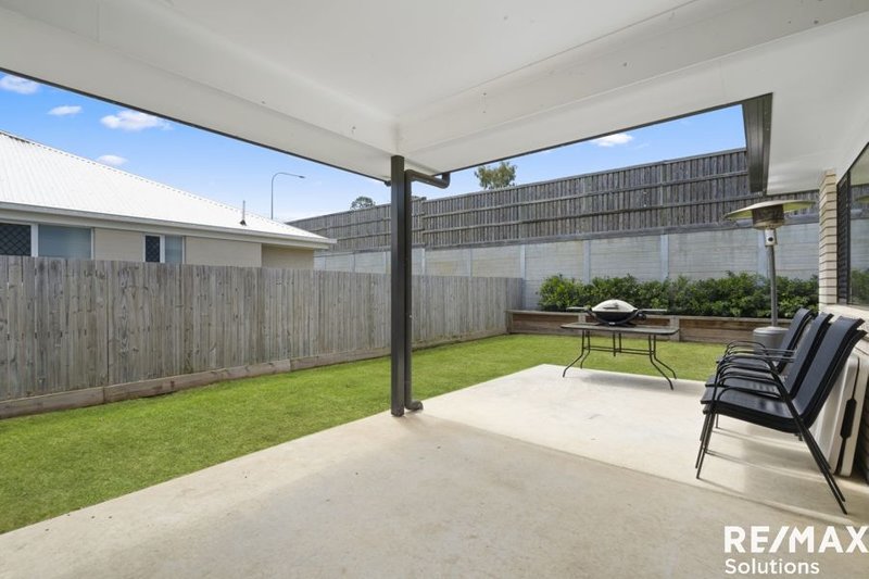 Photo - 15 St Helen Cres , Warner QLD 4500 - Image 12