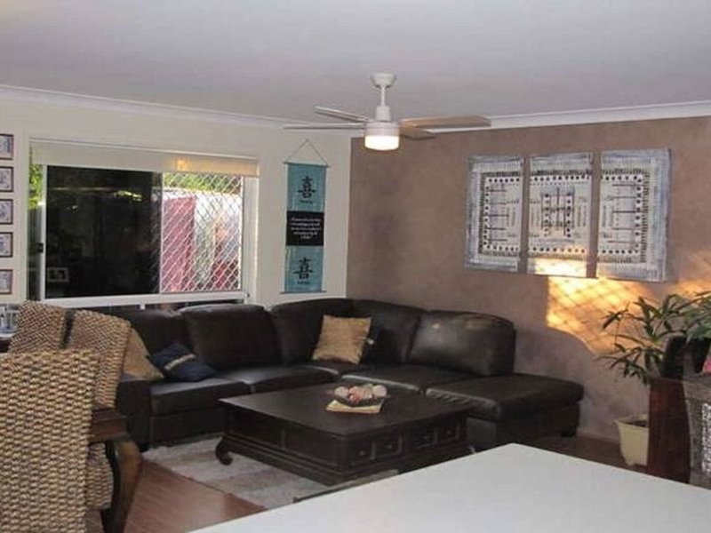 Photo - 1/5 St Lucia Ct , Varsity Lakes QLD 4227 - Image 4