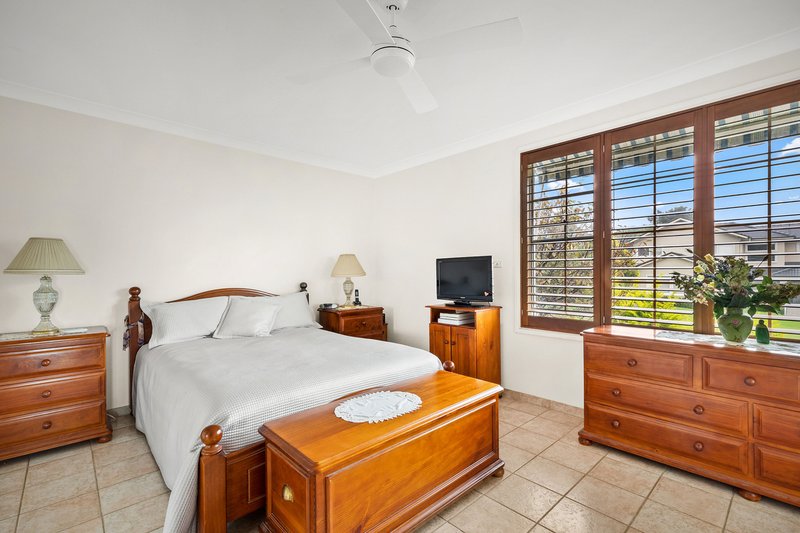 Photo - 15 St Marks Avenue, Castle Hill NSW 2154 - Image 7