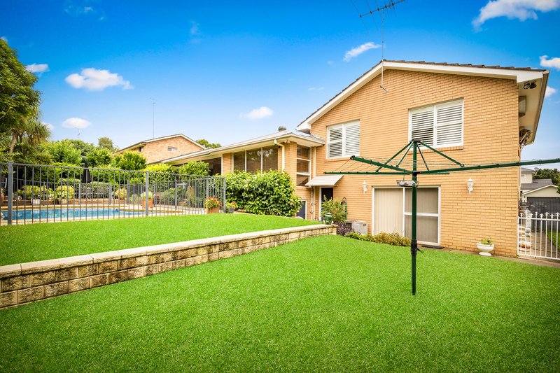 Photo - 15 St Marks Avenue, Castle Hill NSW 2154 - Image 13