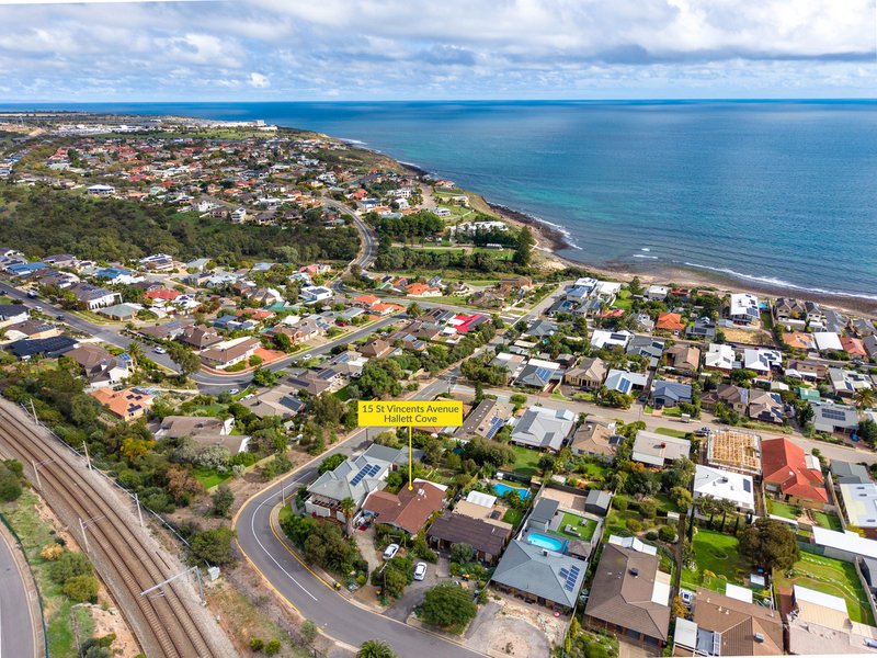 Photo - 15 St Vincents Avenue, Hallett Cove SA 5158 - Image 1