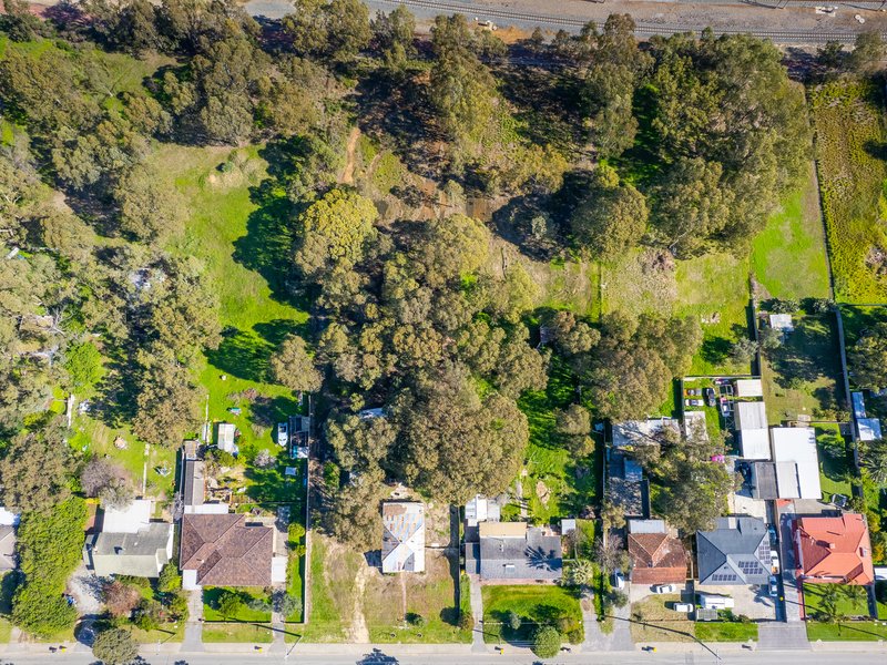 Photo - 15 Stafford Road, Kenwick WA 6107 - Image 13