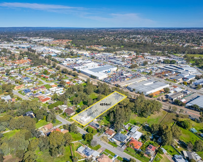 Photo - 15 Stafford Road, Kenwick WA 6107 - Image 15