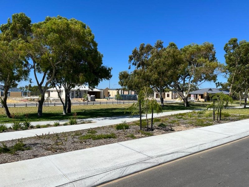 15 Stanford Circuit, Aveley WA 6069